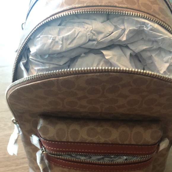 Academy Signature Coach Back-Pack - Picture 3 of 6